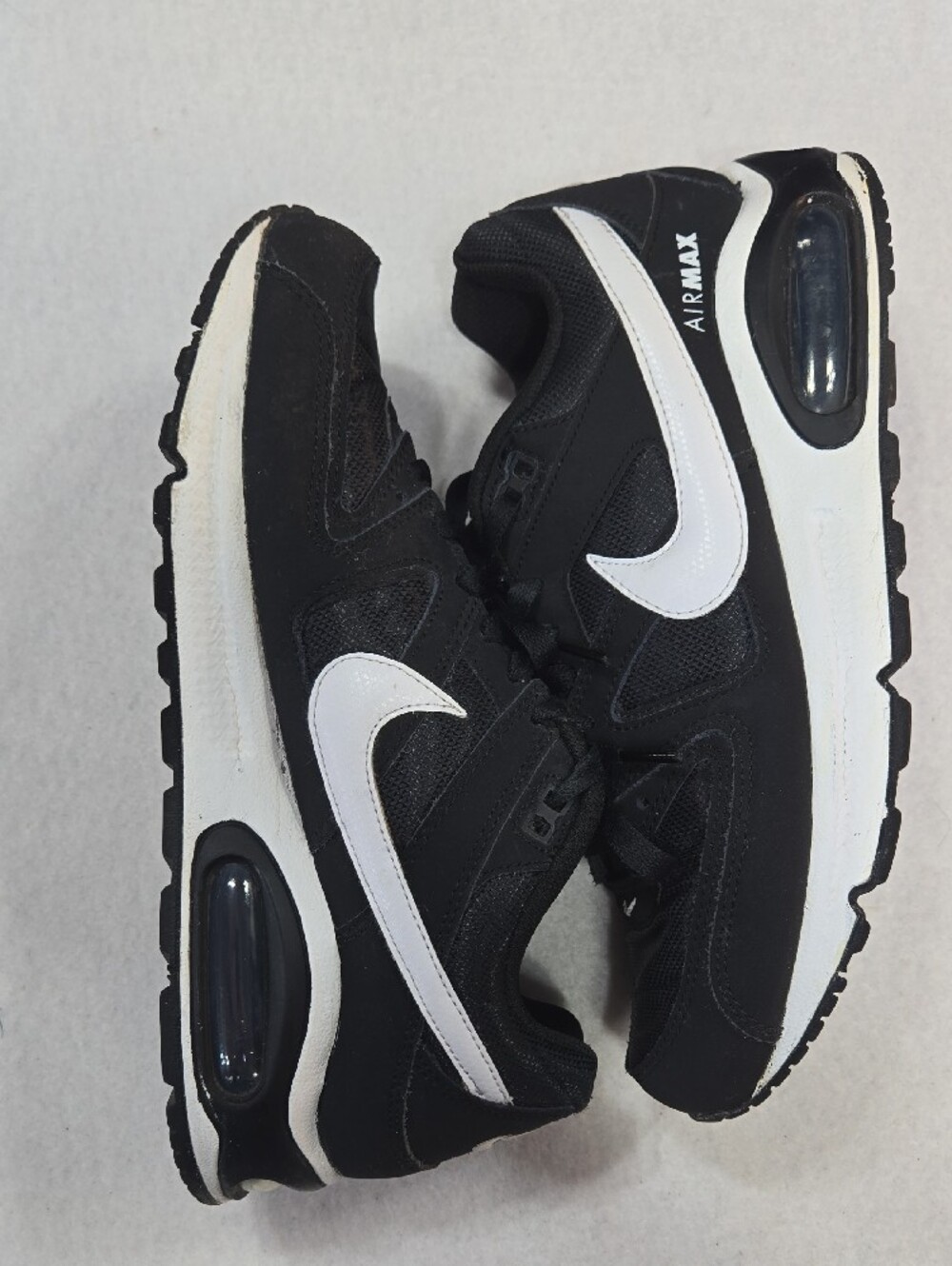 Nike Air Max Command Black and White Running Sneakers Woman's Size 9 - Picture 5 of 11